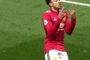 j9九游会官网登录 - Ning迎来二十赛季高光表现，曼联球迷沸腾！